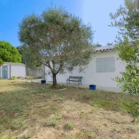 Charmante Avec Etage Proche *